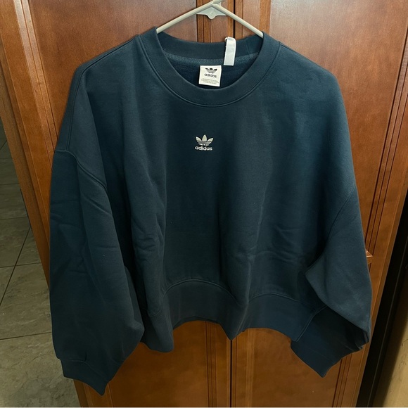 Adidas Sweatshirt - Picture 1 of 2